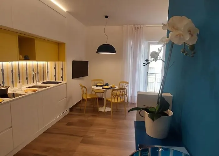 Casa Eduardo E Titina * Сорренто